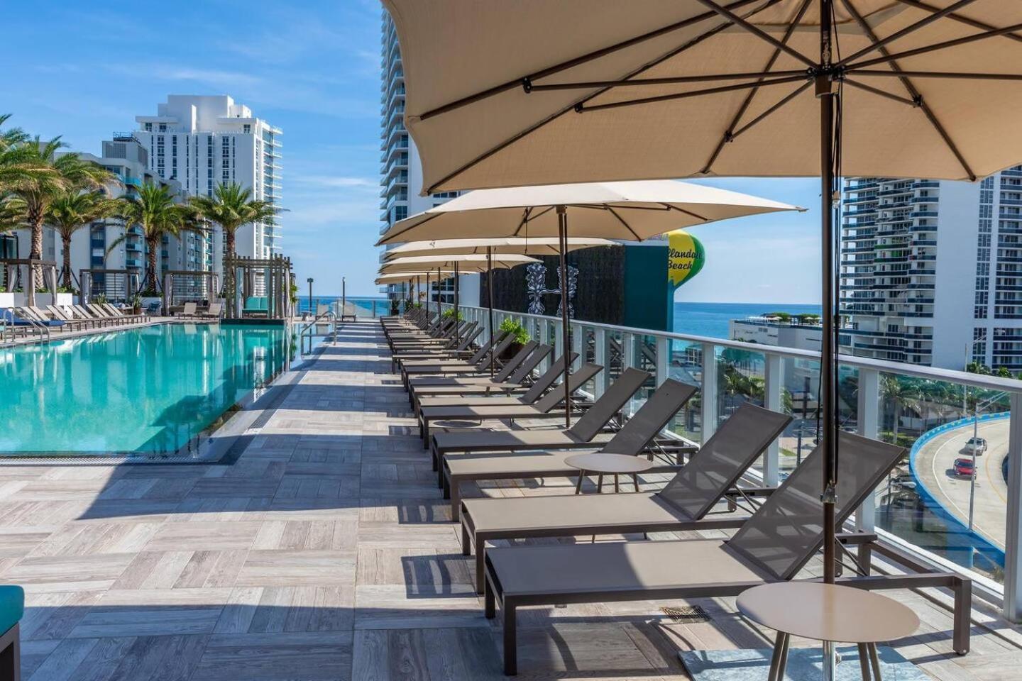 Amazing Apartments At H Beach House Hollywood Zewnętrze zdjęcie