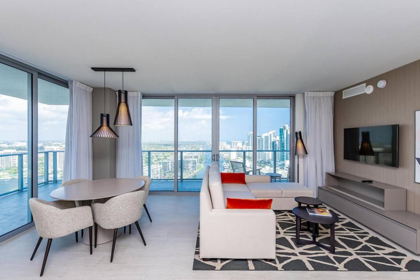 Amazing Apartments At H Beach House Hollywood Zewnętrze zdjęcie