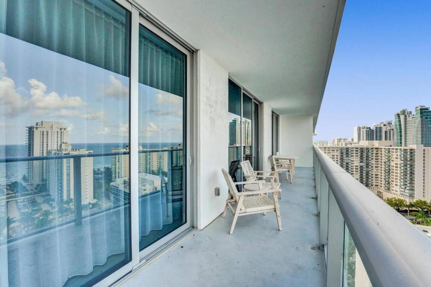 Amazing Apartments At H Beach House Hollywood Zewnętrze zdjęcie