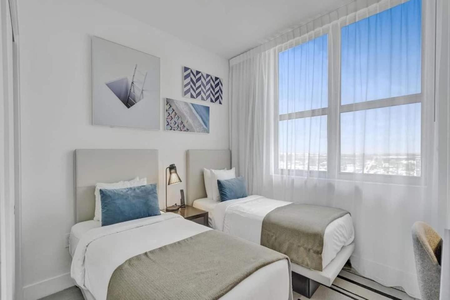 Amazing Apartments At H Beach House Hollywood Zewnętrze zdjęcie